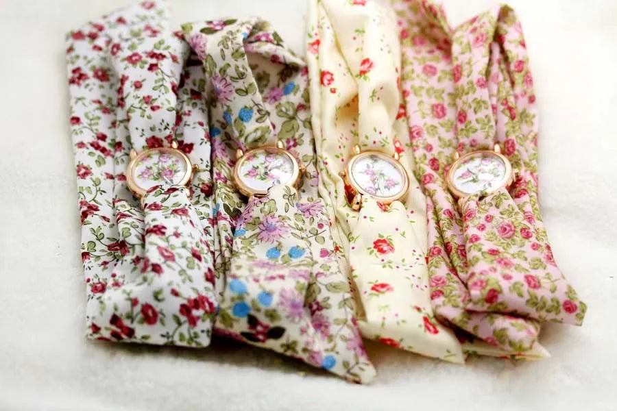 Shsby  New Design Ladies Flower Cloth Wristwatch Fashion Women Dress Watches High Quality Fabric Watch Sweet Girls Watch Gift