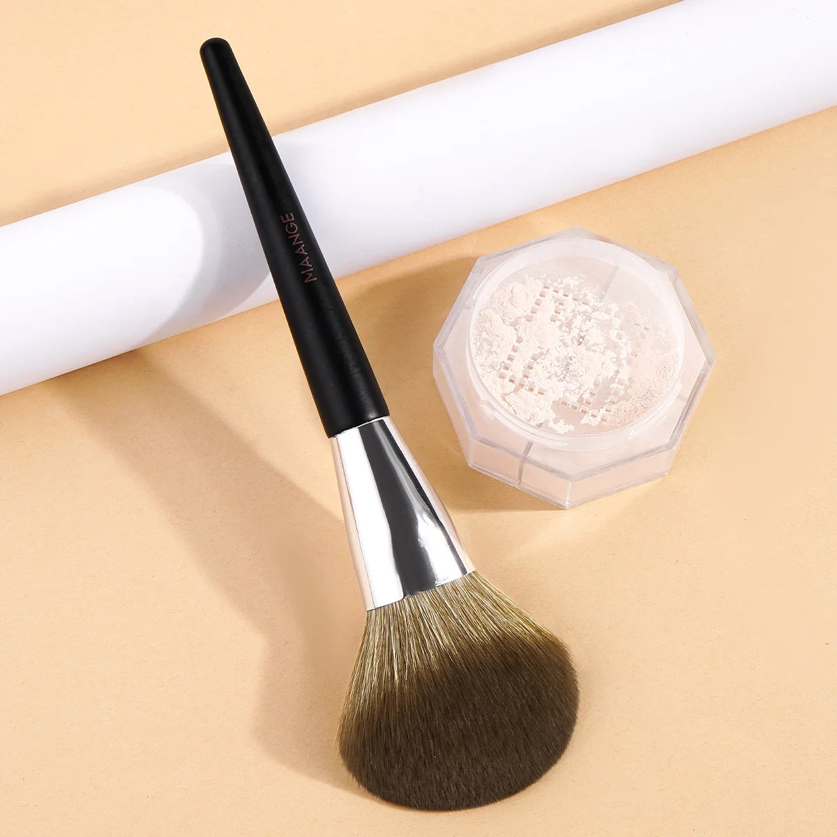 MAANGE Professional Slanted Powder Brush Large Soft Dense Hair For Mineral Powder Cosmetics Blending Beauty Tool Kabuki Brush