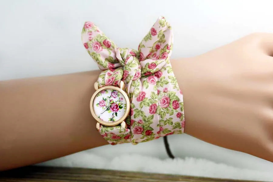 Shsby  New Design Ladies Flower Cloth Wristwatch Fashion Women Dress Watches High Quality Fabric Watch Sweet Girls Watch Gift