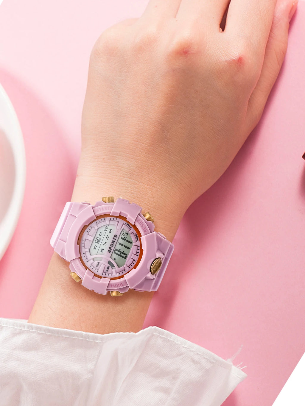Hot Selling Simple and Fashionable Women Digital Electronic Watch Multifunctional Outdoor Fitness Watch Men and Women Watch
