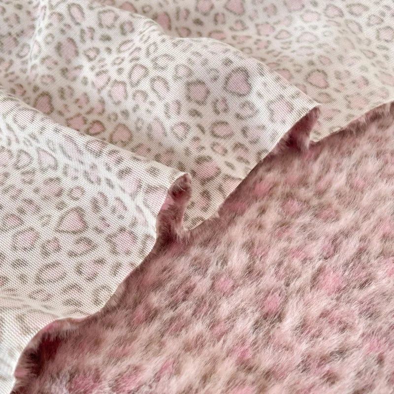 New Fashion Retro Furry Leopard Print Fabric for Handmade Diy Sewing Sofa Pillow Dress Clothing Designer Cloth Material