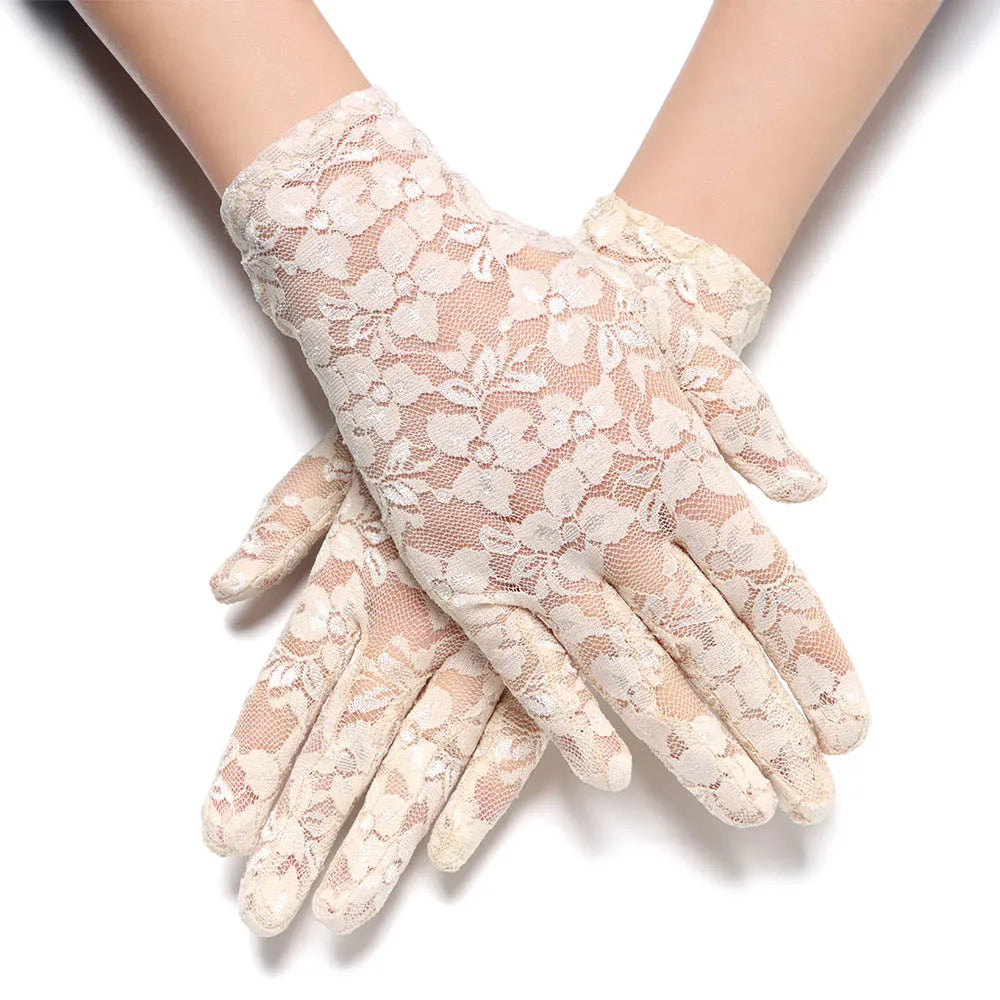 Women Fashion Bride Lace Driving Gloves Thin Lace Sunscreen Female Short UV Protection Gloves Goth Party Hollow-Out Mittens