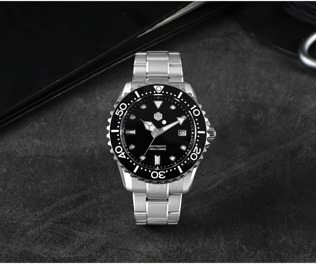 San Martin 40mm Enamel Dial YN55 Men Diver's Automatic Mechanical Watch 3H Date BGW-X1 30Bar Waterproof Montre Homme SN0009D