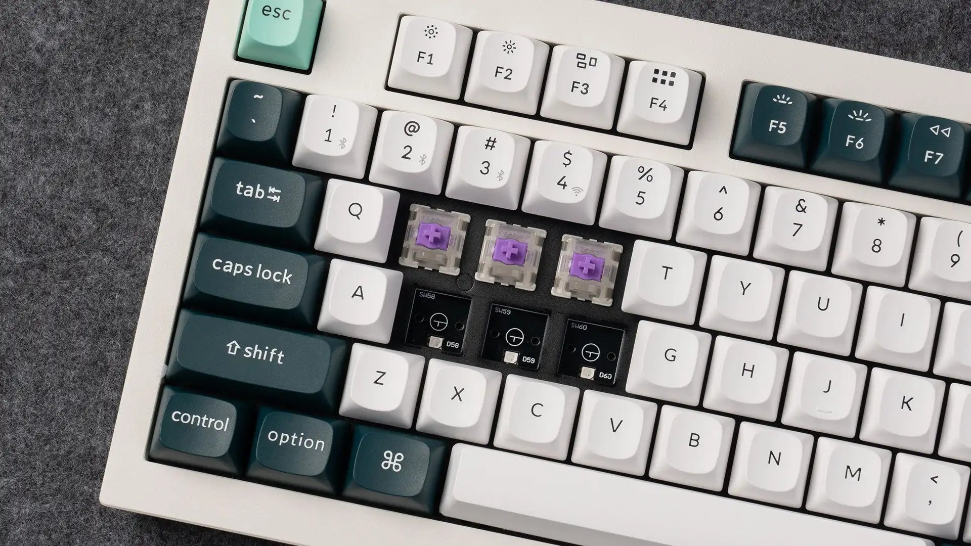 Keychron Q5 HE QMK Wireless Custom Mechanical Keyboard Magnetic Switches Adjustable Actuation Point Aluminum RGB Backlight