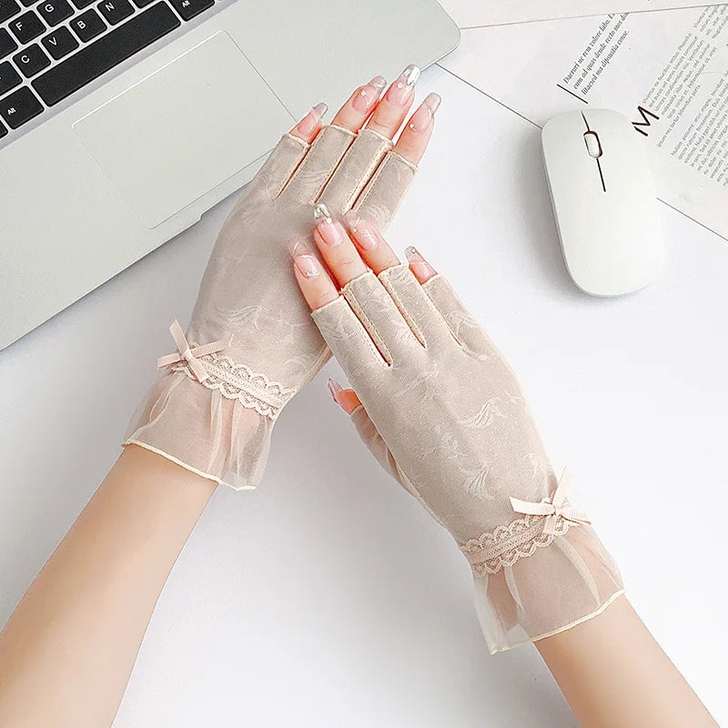 Women Summer Ice Silk Sexy Lace Thin Sunscreen Half-Finger Gloves High Elasticity Non-Slip Breathable Mesh Drive Cycling Soft