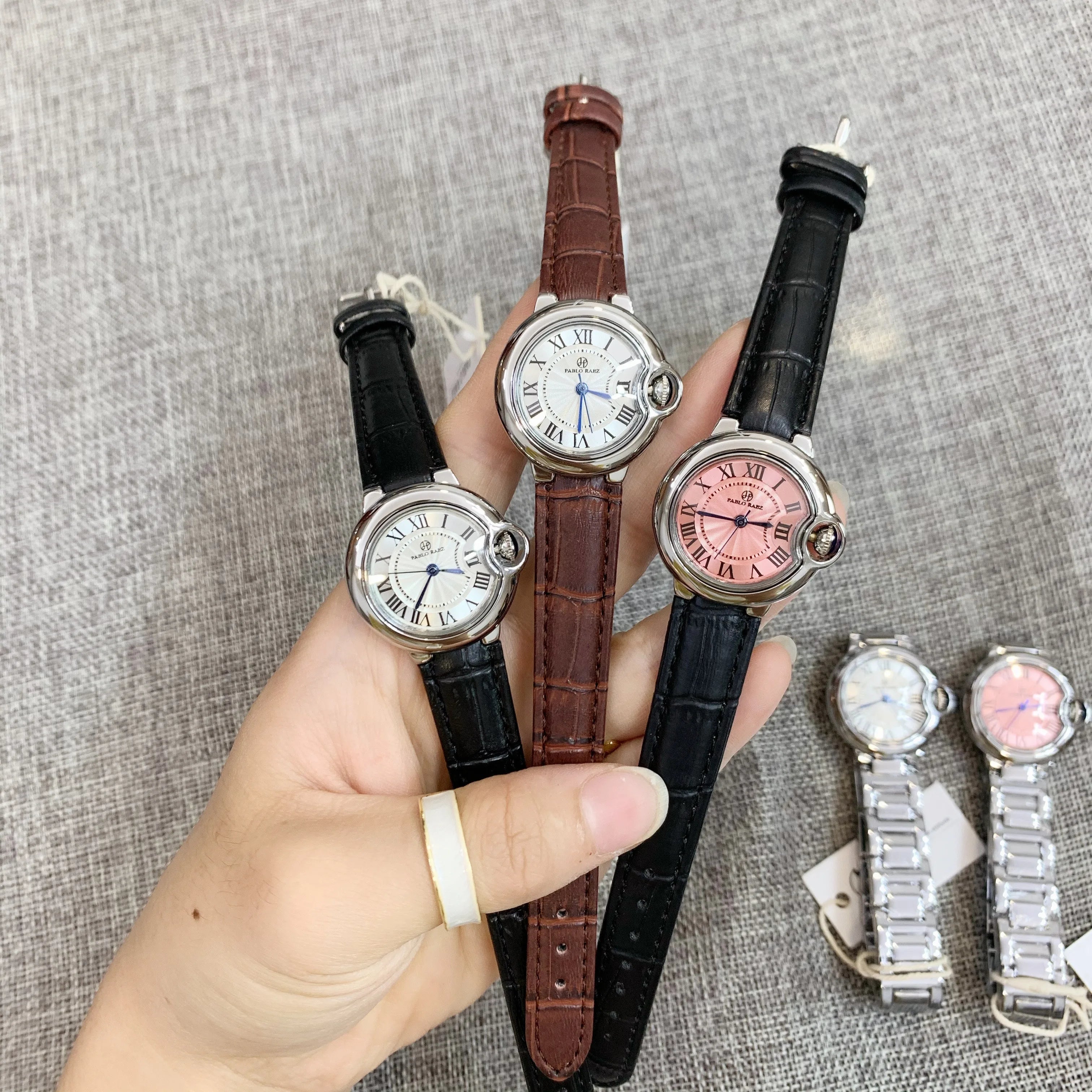 Pablo Raez Couple Watch for Men Women Reloj Mujer Man Quartz Wristwatch Male Simple Leather Strap Ladies Roman Numerals Clock
