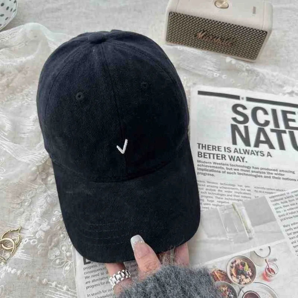 Fashion Embroidery Baseball Cap Wide Brim Retro Baseball Hat Sunscreen Cotton Duck Tongue Hat Outdoor