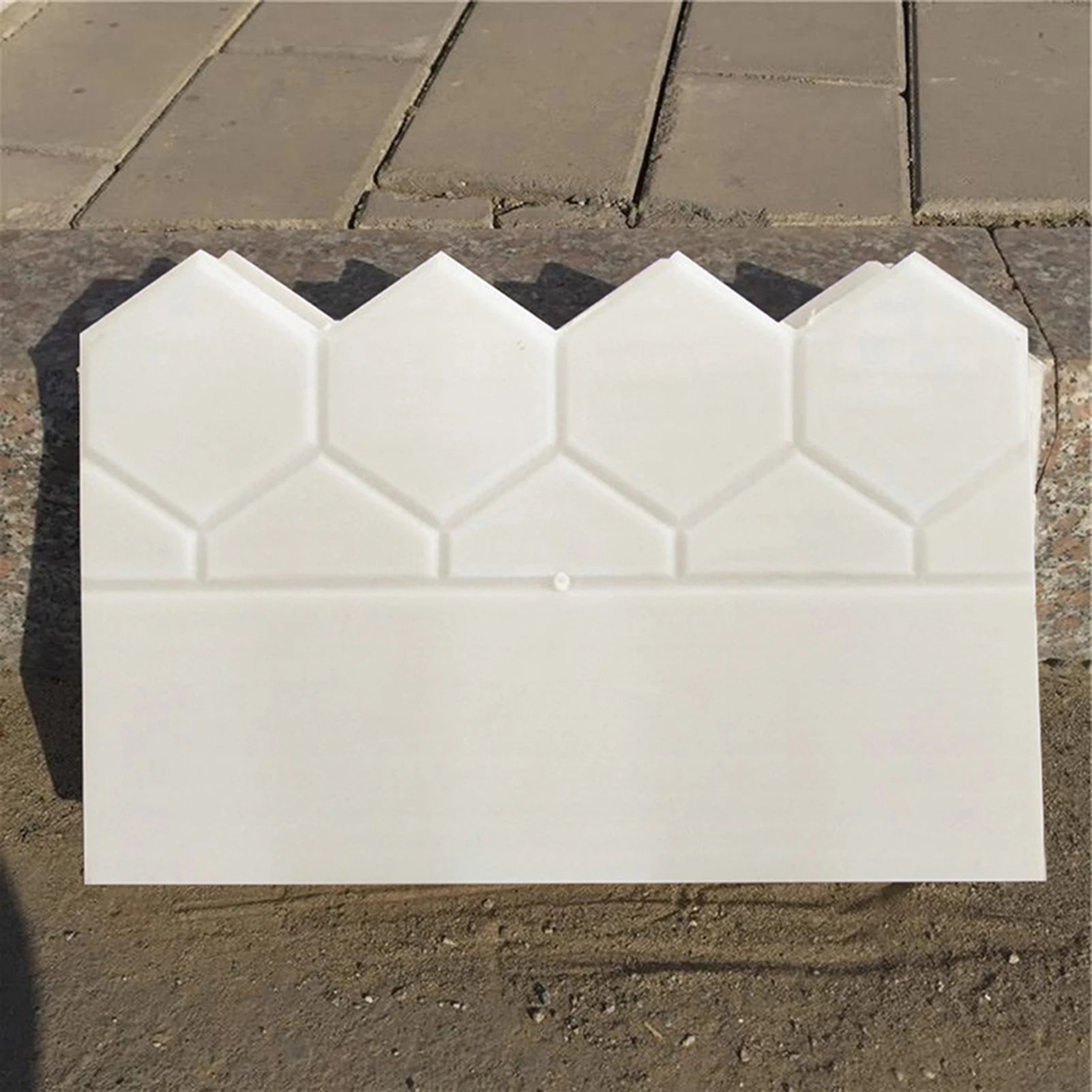 Garden Edging Concrete Molds Easy Operation Yard Paving Moulds for Garden Yard Patio Decoration