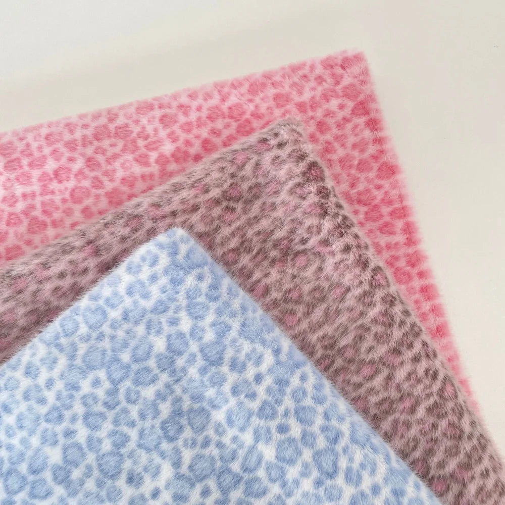 New Fashion Retro Furry Leopard Print Fabric for Handmade Diy Sewing Sofa Pillow Dress Clothing Designer Cloth Material
