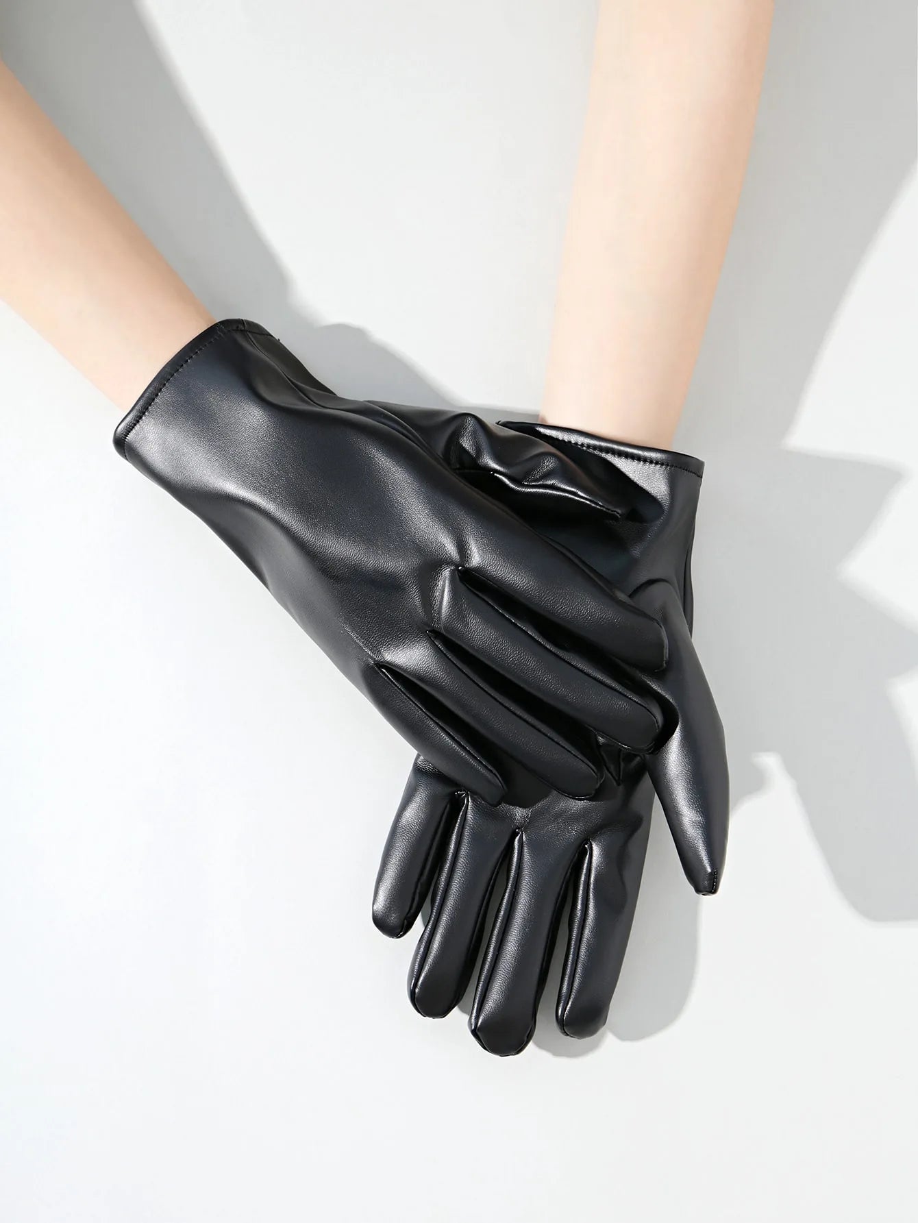 Ladies' black leather gloves sexy photo leather gloves ladies' autumn and winter warm driving gloves
