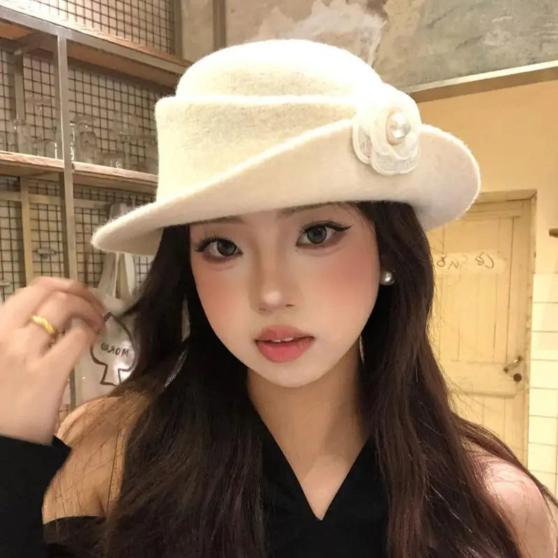 Elegant Autumn/Winter Retro-Styled Ruffled Camellia Heiress Hat for Women, French-style Fishermen's Top Hat.