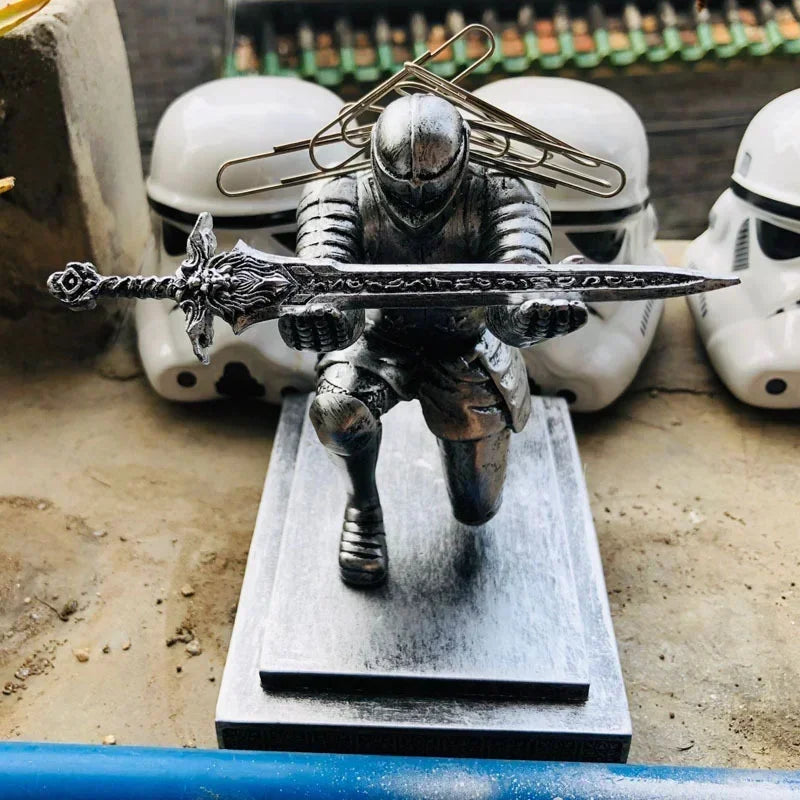 Knight Steel Warrior Holder for Office Creative Apple Watch Stand for Office Resin Decor Figurine Accessories Gift