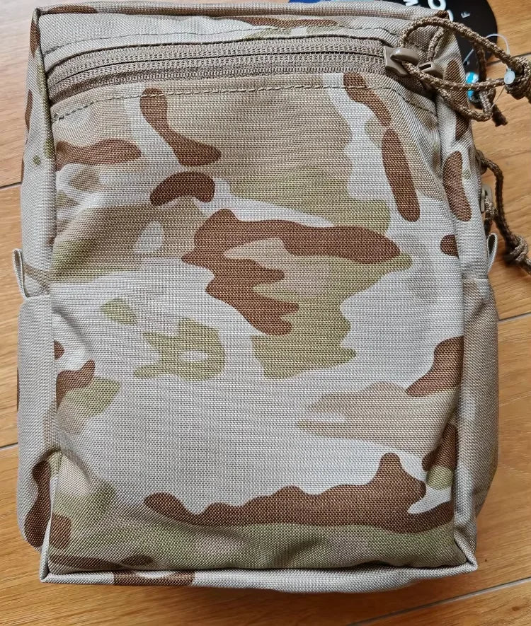 SS Style Outdoor Multifunctional Miscellaneous Water Bottle Bag
