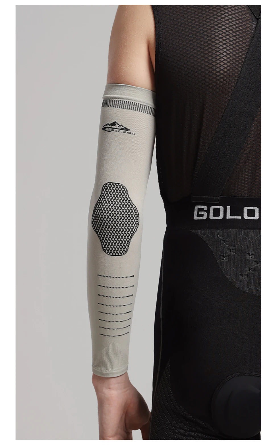 LOOGDEEL Summer UPF50+ Arm Sleeves Cool Feeling Breathable Ice Silk Cycling Sleeve Running Fishing Sunscreen Arm Support Unisex