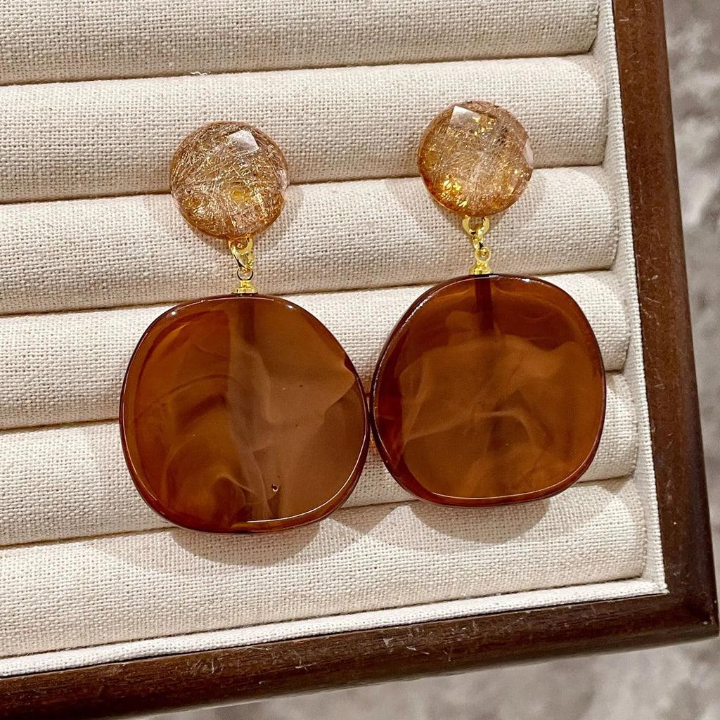 Vintage Brown Resin Statement Earrings 2025 New Trending Fashion Designers Earings For Women