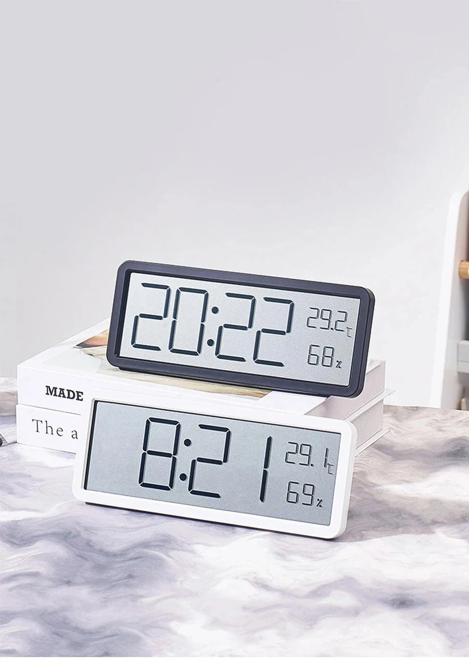LCD Screen Digital Wall Clock Time Temperature Humidity Time Display Electronic Clock Desktop Digital Clock Battery Powered