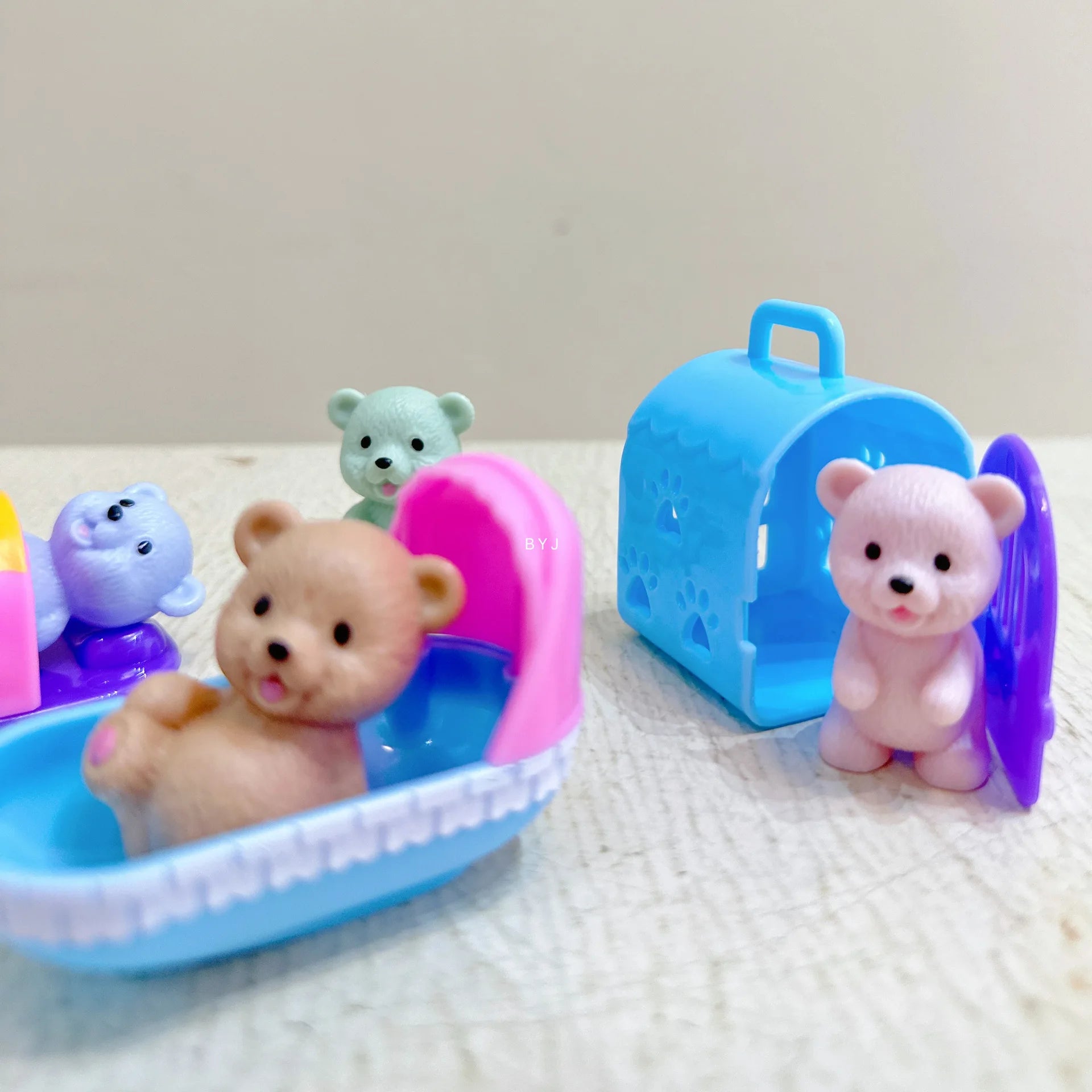 Children's Play House Toys with Teddy Bears Pet Bathrooms Scene Little Girls Family Pet Toys Gift for Kids