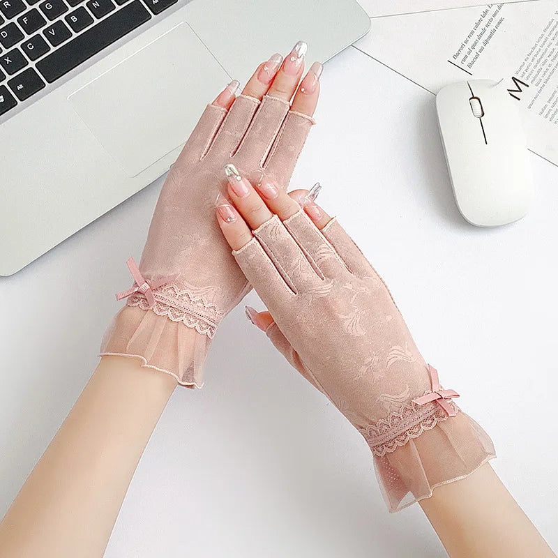 Women Summer Ice Silk Sexy Lace Thin Sunscreen Half-Finger Gloves High Elasticity Non-Slip Breathable Mesh Drive Cycling Soft