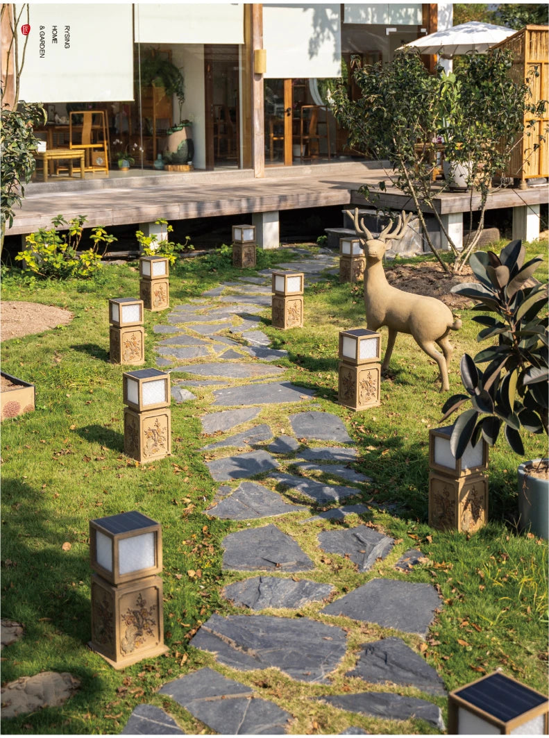 courtyard landscaping arrangement solar lawn Chinese garden outdoor villa landscape