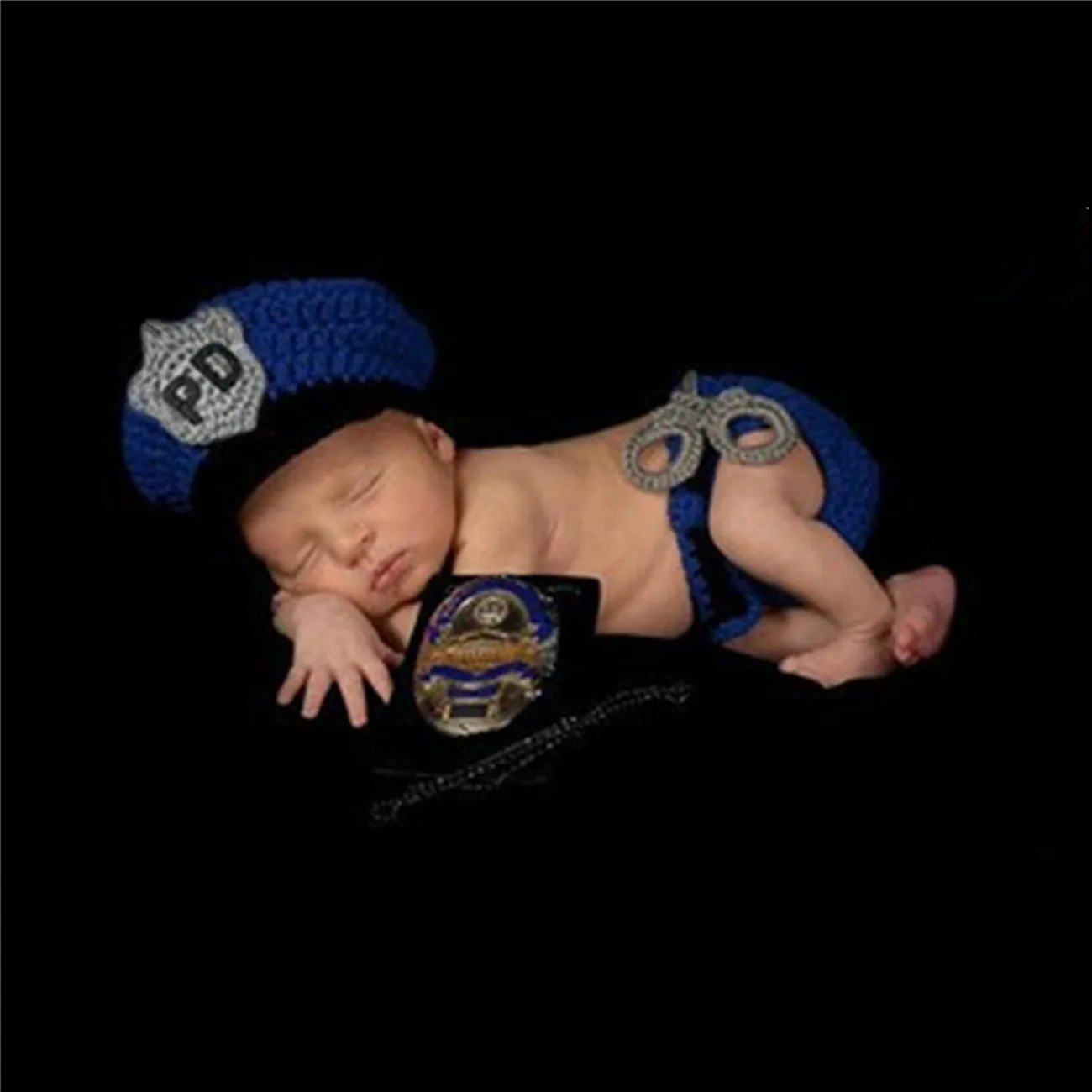Baby Photography Clothing for Newborn Boys PD Security Suit Handmade Knit Children's Photography Accessories Baby Souvenirs