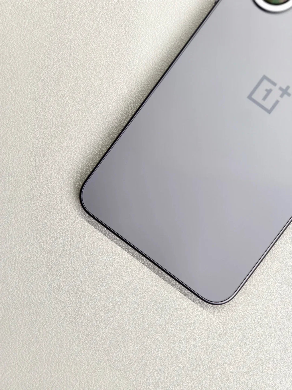 OnePlus Nord 5 Smartphone 5G Snapdragon 8s Gen 3  6.83”AMOLED Display 144 Hz 5200mAh 80W SUPERVOOC Charging 50MP Dual Cameras