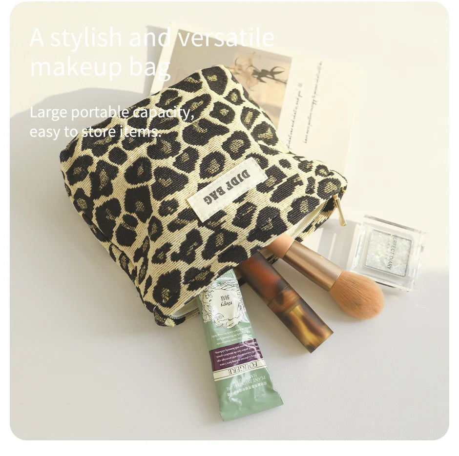 Small leopard print coin purse women's makeup bag portable cosmetics storage bag fashion lipstick bag daily commuting liner bag
