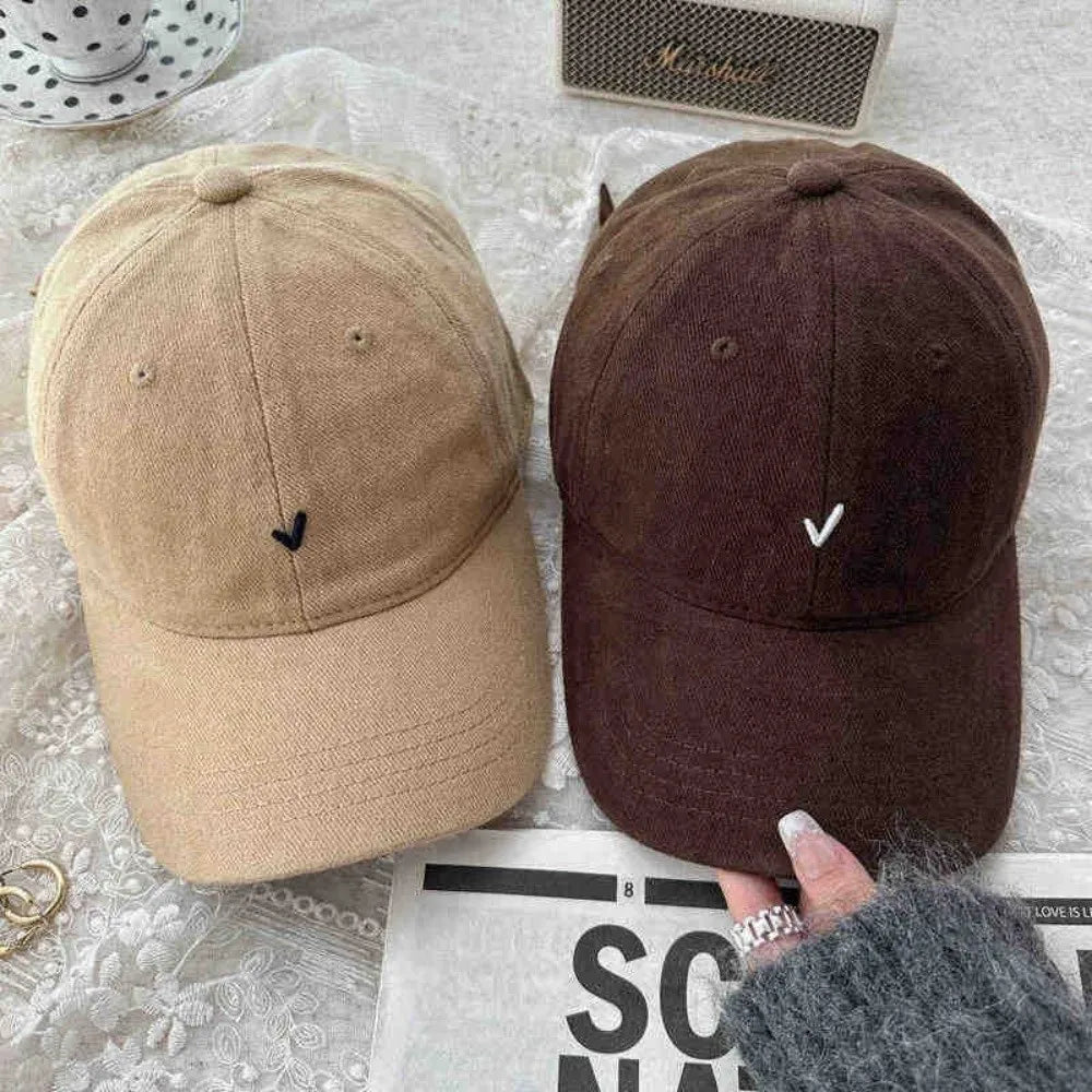 Fashion Embroidery Baseball Cap Wide Brim Retro Baseball Hat Sunscreen Cotton Duck Tongue Hat Outdoor