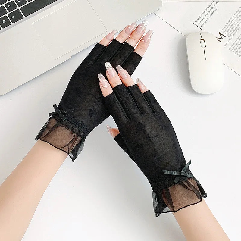Women Summer Ice Silk Sexy Lace Thin Sunscreen Half-Finger Gloves High Elasticity Non-Slip Breathable Mesh Drive Cycling Soft
