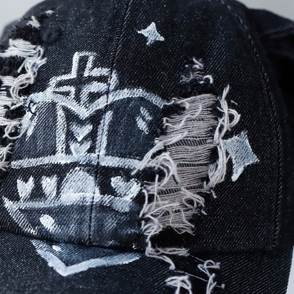 Designer Graffiti Devil Ears Denim Baseball Caps Men Women Autumn Personality Versatile Retro Ripped Style Hip Hop Men's Hat
