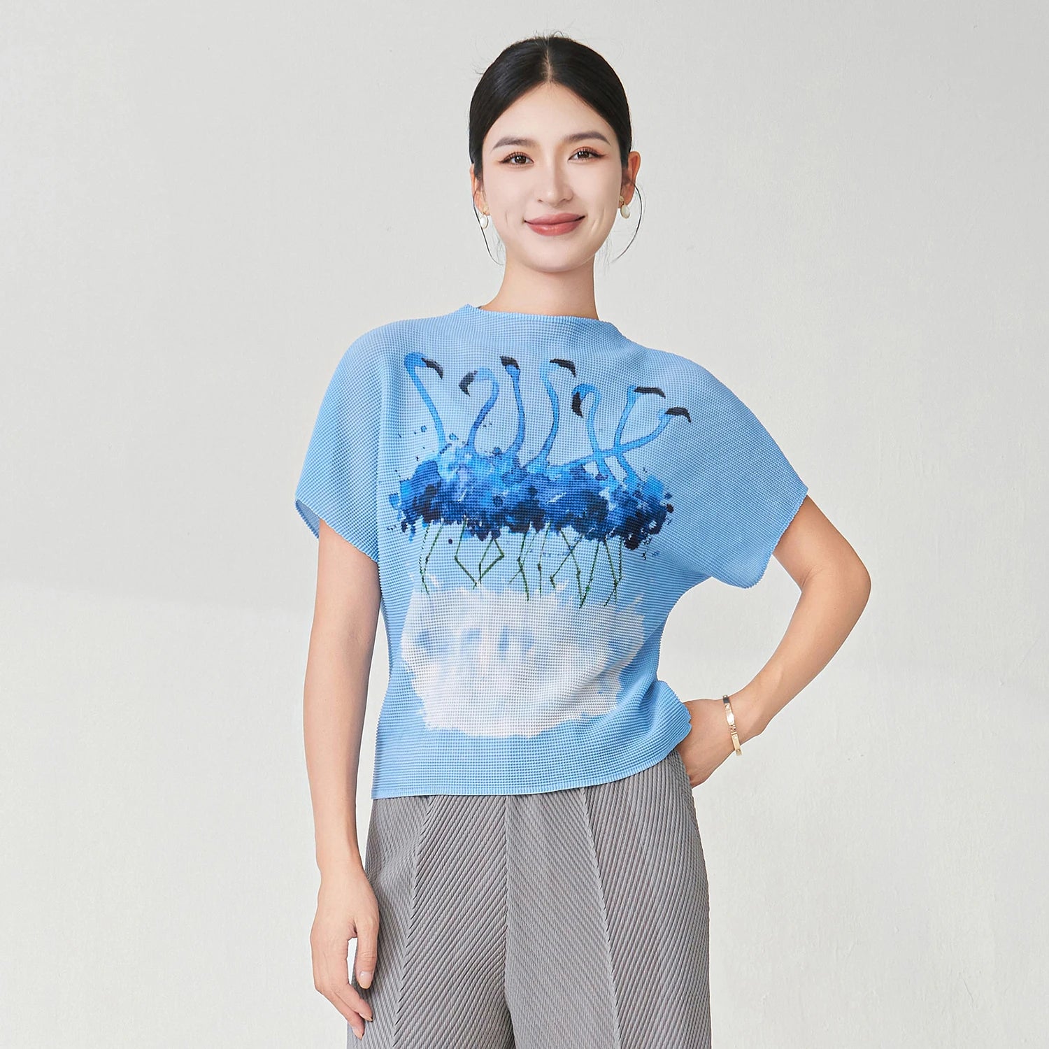 Summer Ladies Elegant T-shirt High Quality Loose Casual Tops Miyake Pleated Tops Factory Direct Sales